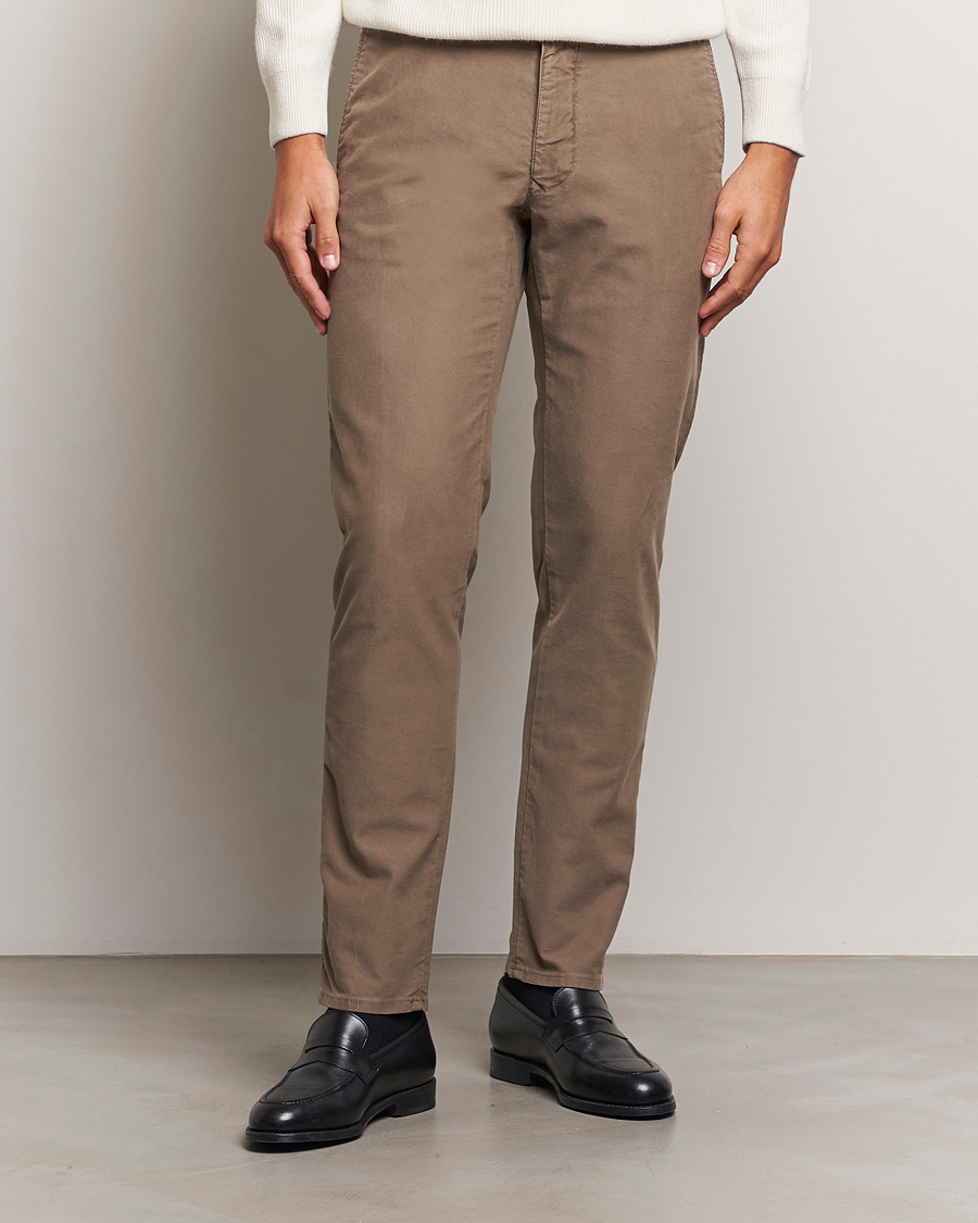 Mies | Housut | Incotex | Slim Fit Garment Dyed Slacks Brown