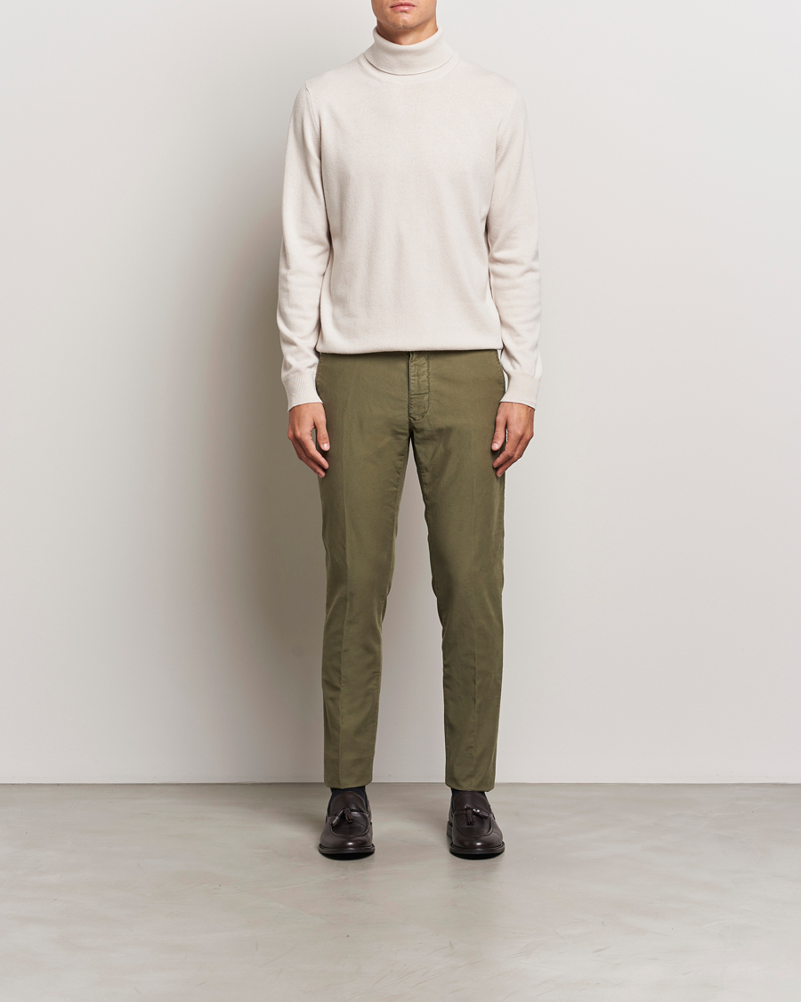 Mies | Housut | Incotex | Slim Fit Garment Dyed Slacks Dark Green