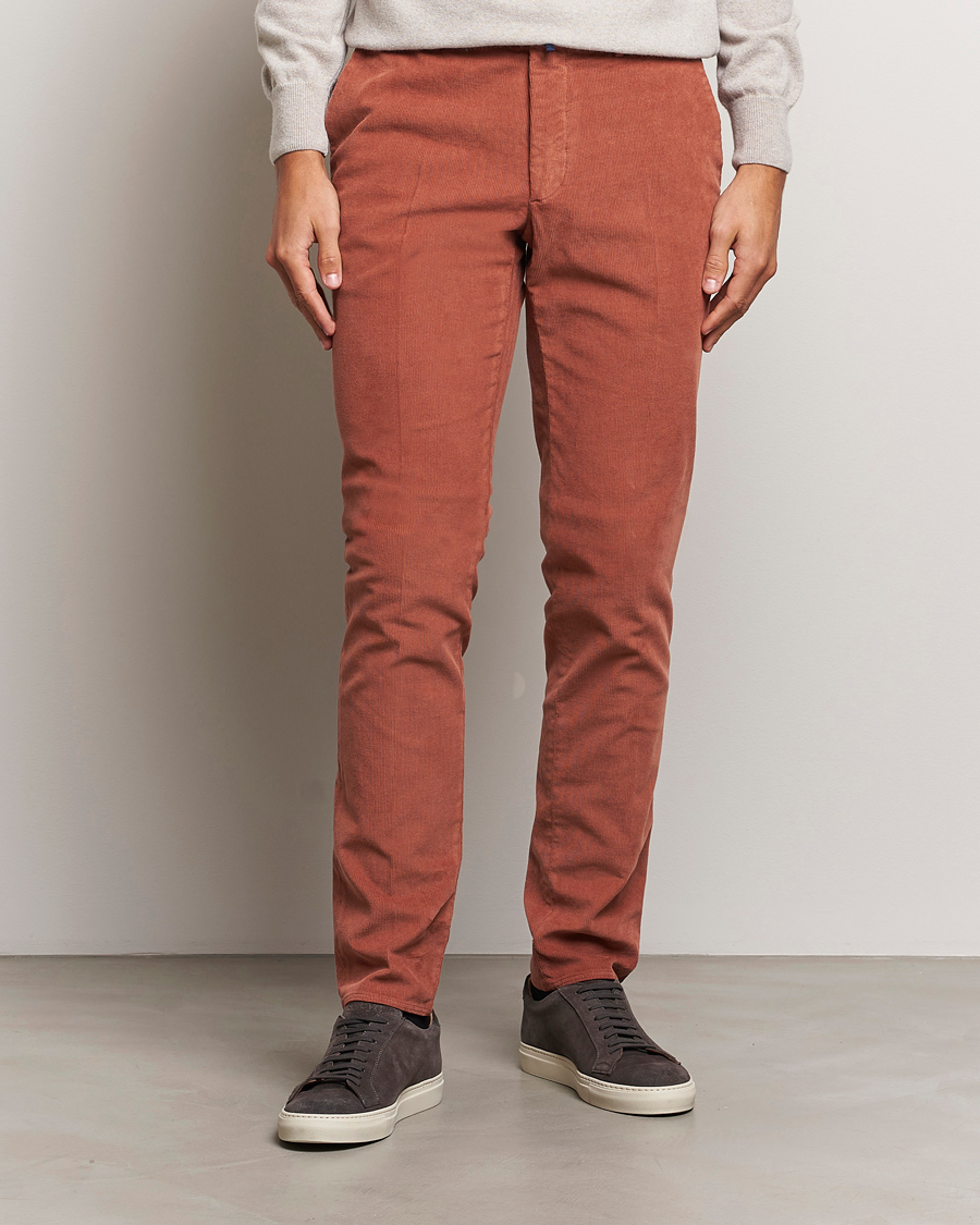 Mies | Housut | Incotex | Slim Fit Baby Corduroy Trousers Vintage Red