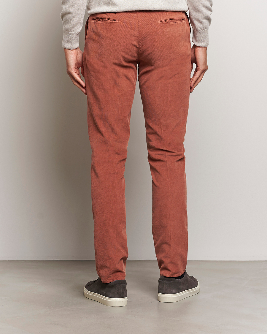 Mies | Housut | Incotex | Slim Fit Baby Corduroy Trousers Vintage Red