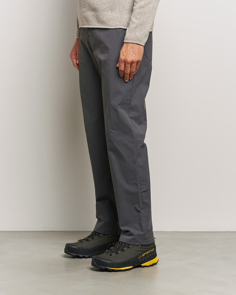 Mies | La Sportiva TX5 Mid GTX Hiking Boots Carbon/Yellow | La Sportiva | TX5 Mid GTX Hiking Boots Carbon/Yellow