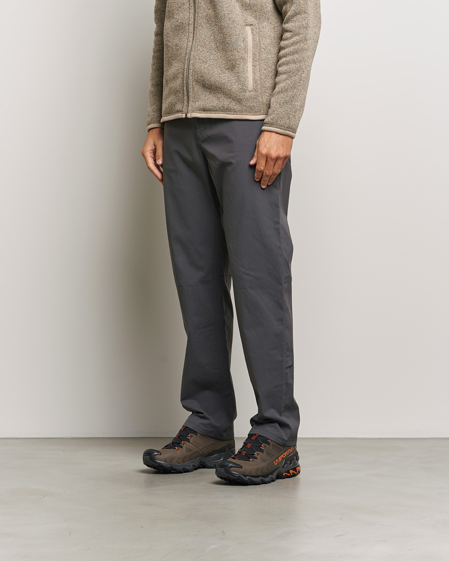 Mies | La Sportiva Ultra Raptor II GTX Coffee/Hawaiian Sun | La Sportiva | Ultra Raptor II GTX Coffee/Hawaiian Sun