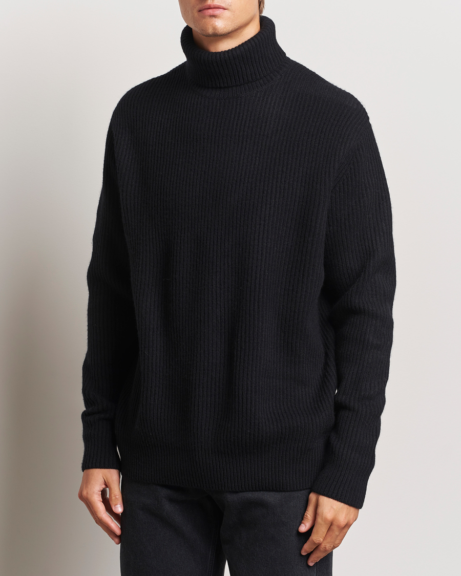 Mies | Puserot | LES DEUX | Eddie Wool Rib Rollneck Black