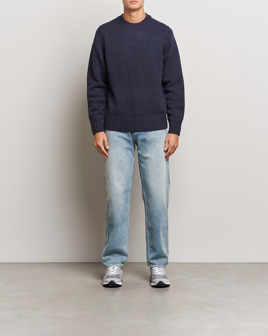 Mies | Puserot | LES DEUX | Gary Fleck Wool Roundneck Dark Navy