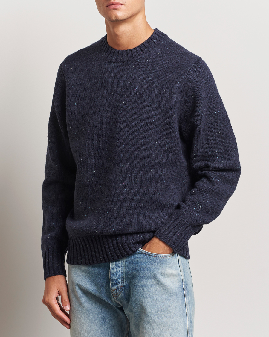 Mies | Puserot | LES DEUX | Gary Fleck Wool Roundneck Dark Navy