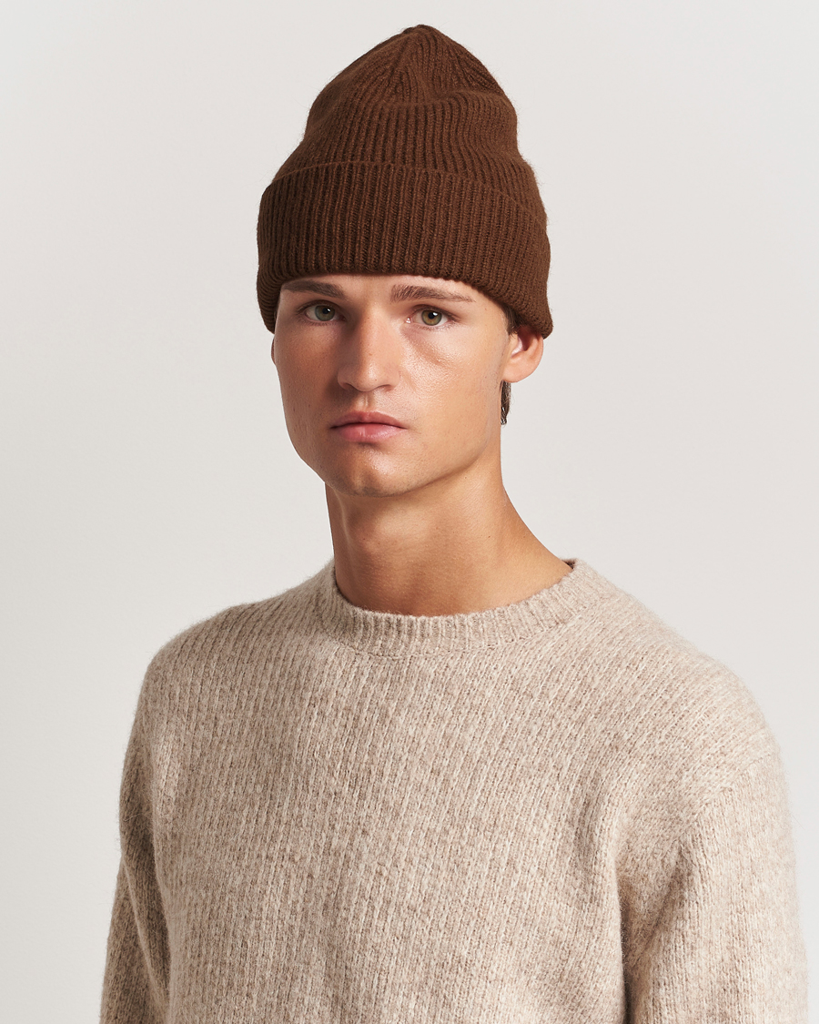 Mies | Pipot | Le Bonnet | Lambswool/Caregora Beanie Walnut