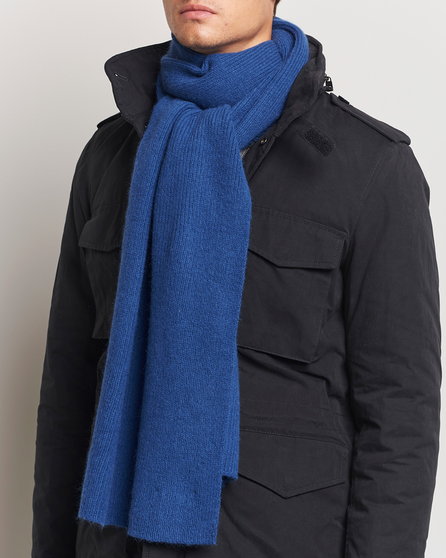Mies | Kaulaliinat | Le Bonnet | Lambswool/Caregora Scarf Marin