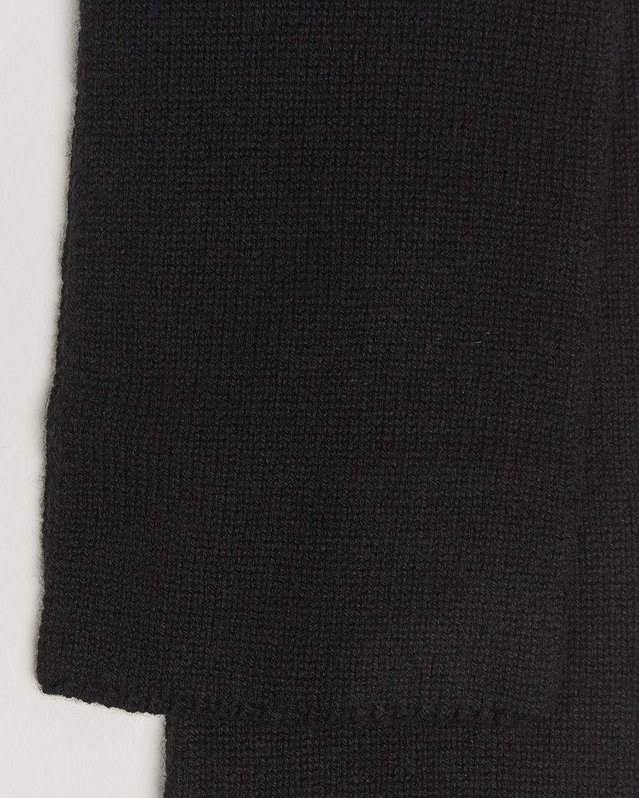 Mies | Piacenza Cashmere Short Loop Cashmere Scarf Black | Piacenza Cashmere | Short Loop Cashmere Scarf Black