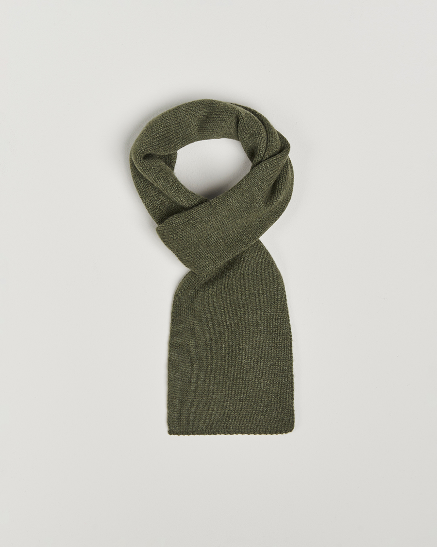 Mies | Piacenza Cashmere Short Loop Cashmere Scarf Olive | Piacenza Cashmere | Short Loop Cashmere Scarf Olive