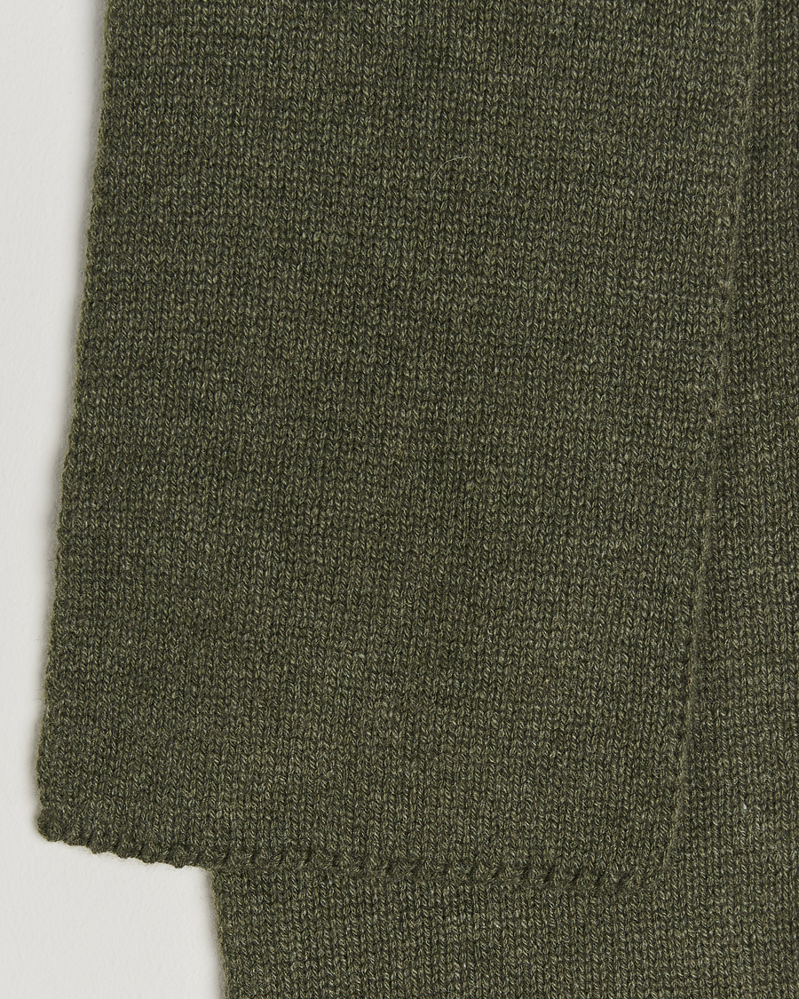 Mies | Piacenza Cashmere Short Loop Cashmere Scarf Olive | Piacenza Cashmere | Short Loop Cashmere Scarf Olive