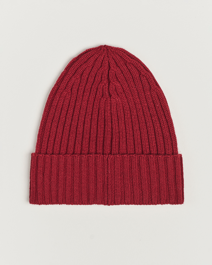 Mies | Piacenza Cashmere Ribbed Cashmere Beanie Burgundy | Piacenza Cashmere | Ribbed Cashmere Beanie Burgundy