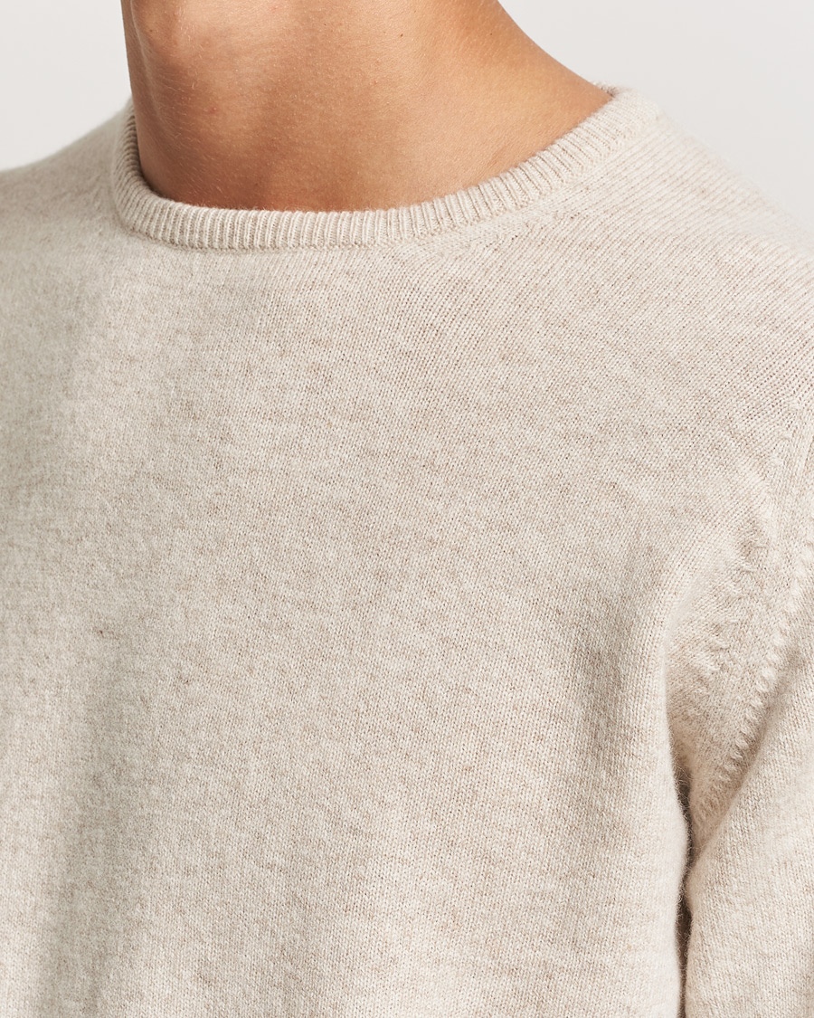 Mies | Puserot | William Lockie | Rob Lambswool Crewneck Linen