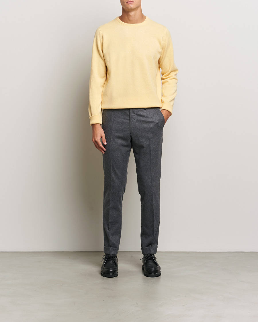 Mies | Puserot | William Lockie | Rob Lambswool Crewneck Solar