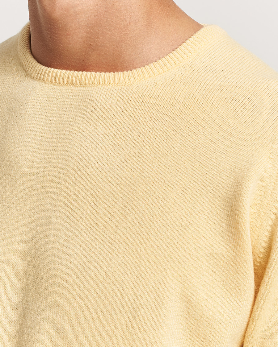 Mies | Puserot | William Lockie | Rob Lambswool Crewneck Solar