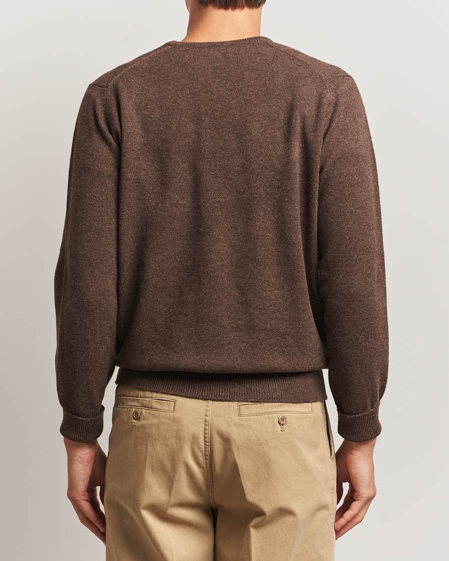 Mies | Puserot | William Lockie | Rob Lambswool V-Neck Mocha