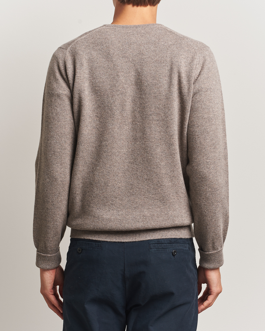Mies | Puserot | William Lockie | Rob Lambswool V-Neck Vole