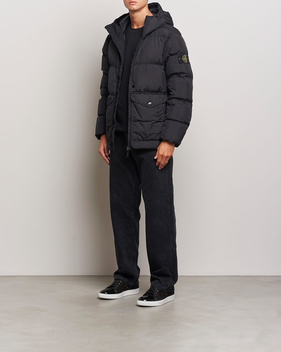 Mies | Takit | Stone Island | Garment Dyed Recycled Nylon Down Hooded Jacket Black