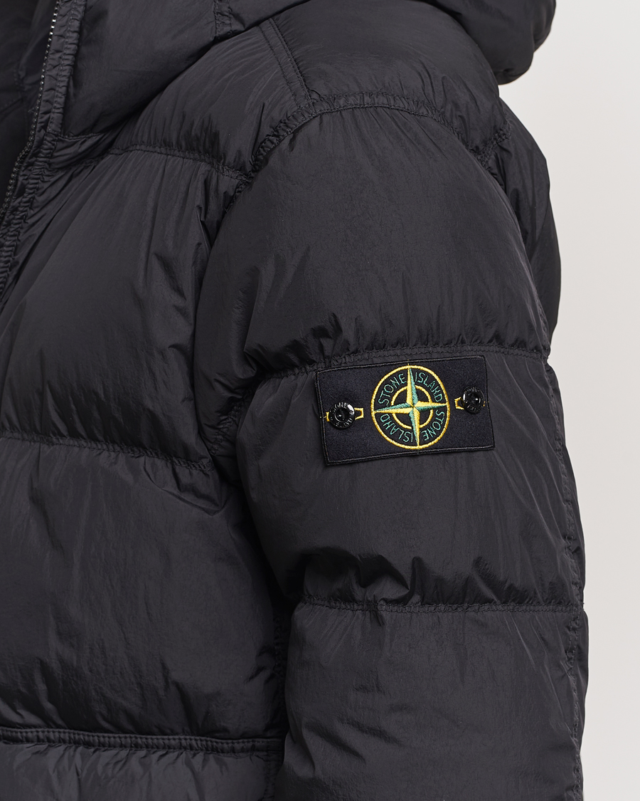 Mies | Takit | Stone Island | Garment Dyed Recycled Nylon Down Hooded Jacket Black