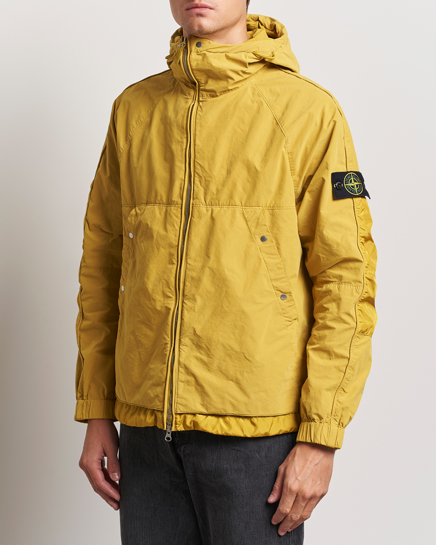 Mies | Takit | Stone Island | Hooded Lightweight Tela Jacket Mustard
