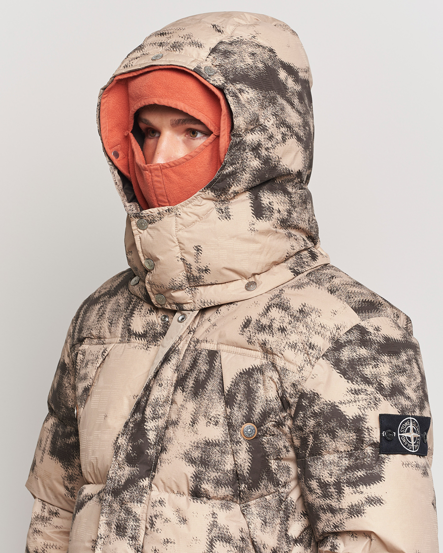 Mies | Takit | Stone Island | Thermo Sensitive Camo Down Jacket Dove Grey