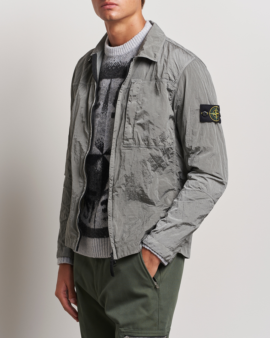 Mies | Kauluspaidat | Stone Island | Nylon Metal Zip Overshirt Grey
