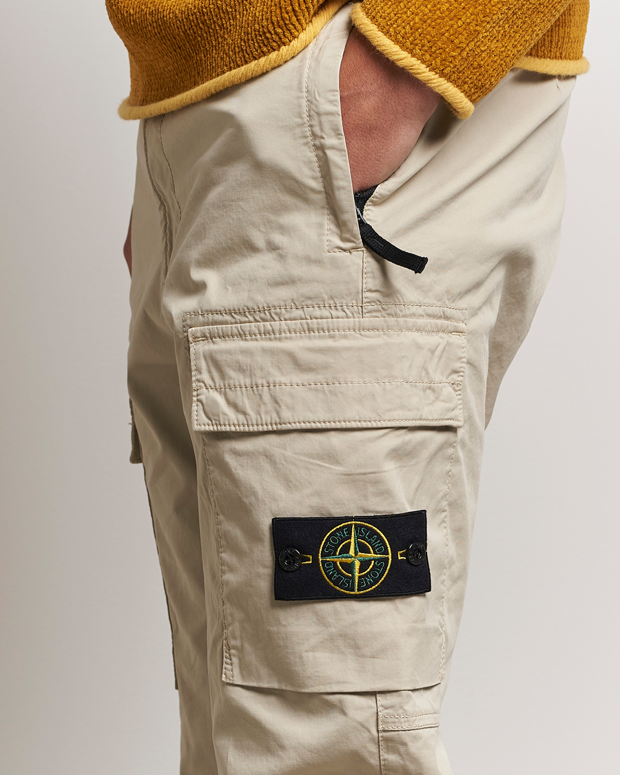 Mies | Housut | Stone Island | Stretch Cotton Gabardine Trousers Plaster
