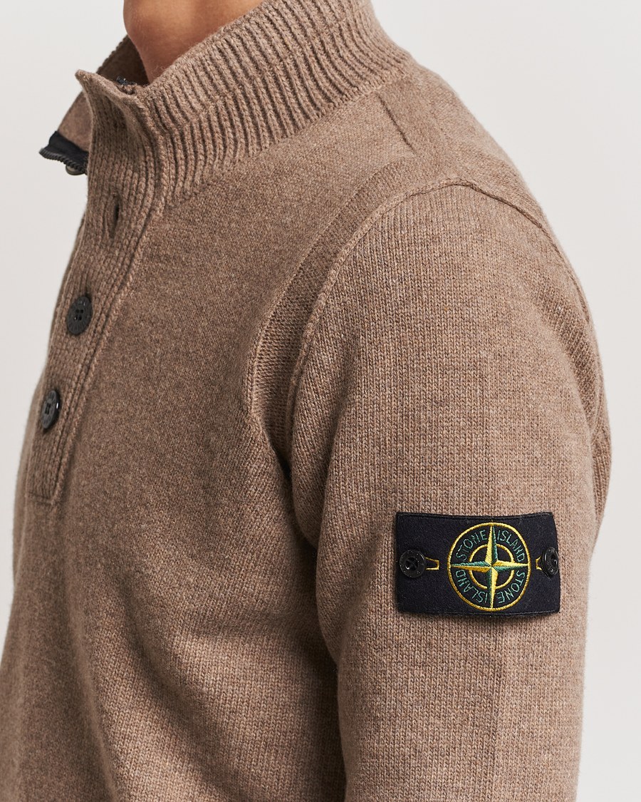 Mies | Puserot | Stone Island | Knitted Lambswool Half Button Zip Walnut
