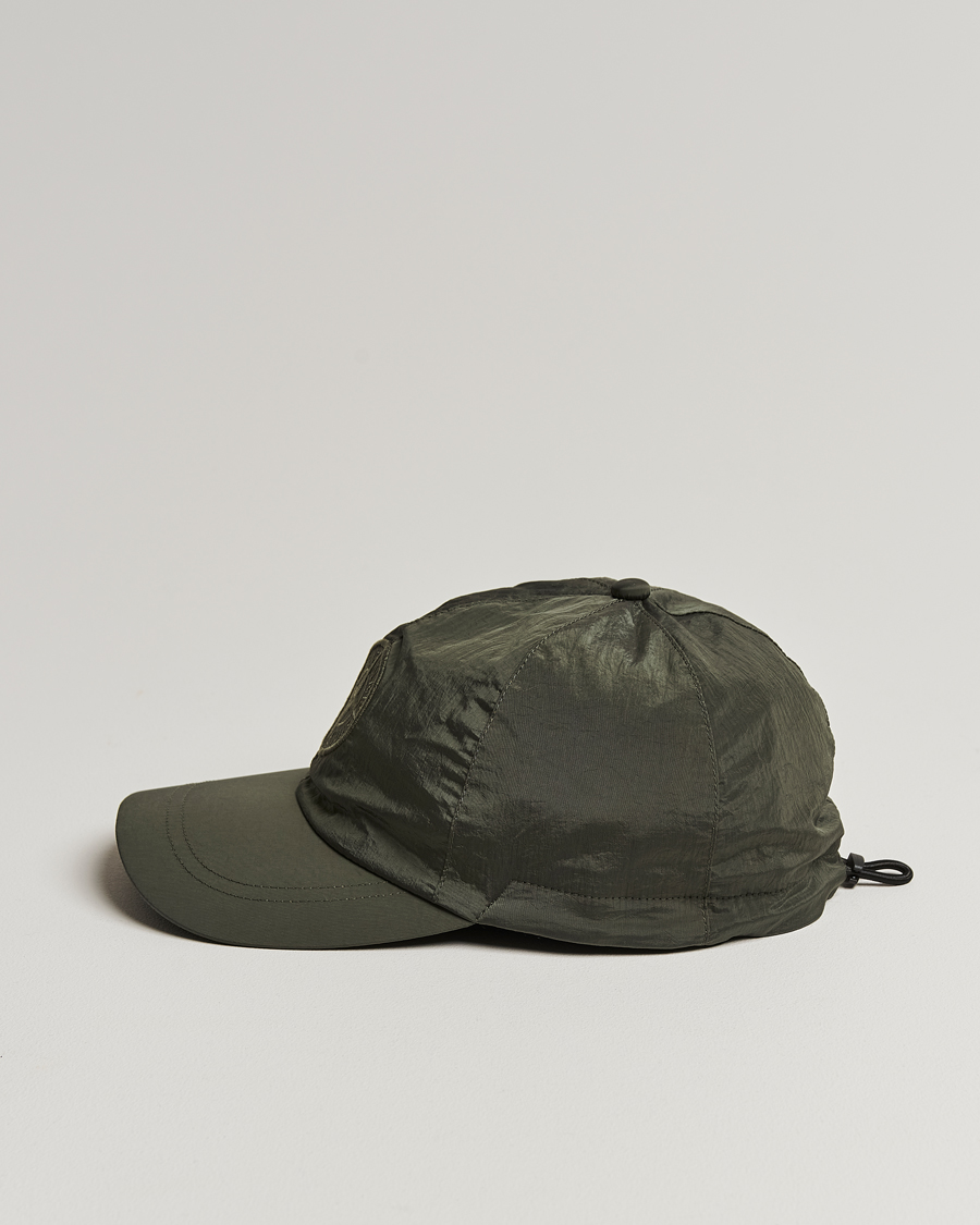 Mies | Stone Island Nylon Metal Logo Cap Musk | Stone Island | Nylon Metal Logo Cap Musk