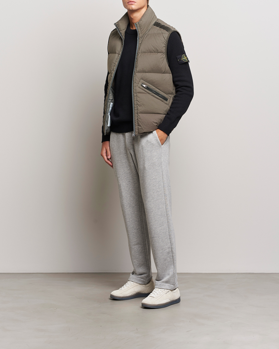 Mies | Takit | Stone Island | Nylon Down-TC Vest Walnut