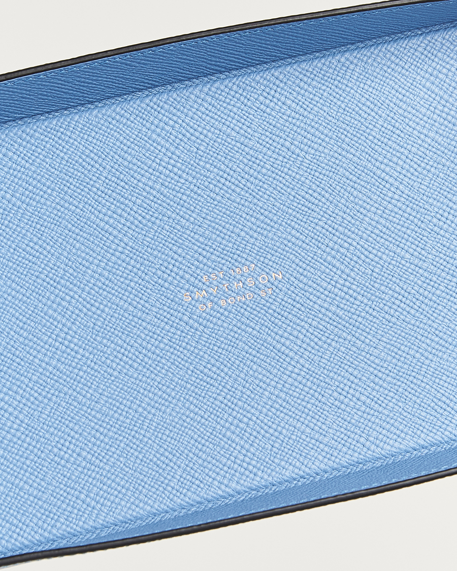 Mies | Kotiin | Smythson | Panama Leather Trinket Tray Blue Nile