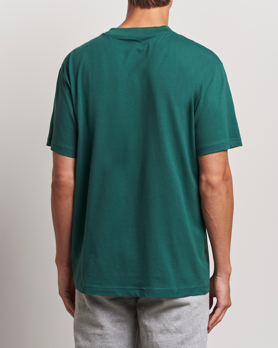 Mies | T-paidat | New Balance | Essentials T-Shirt Nightwatch Green
