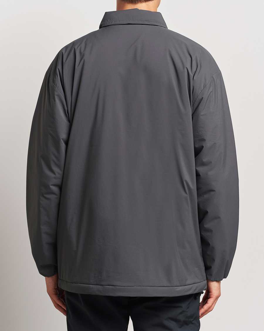 Mies | Takit | New Balance | Coaches Jacket Black