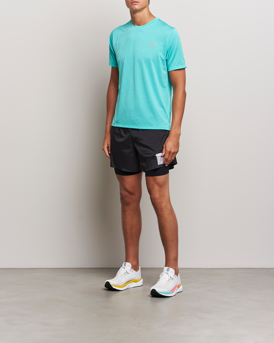 Mies | T-paidat | New Balance Running | Athletics Run T-Shirt Cyber Jade