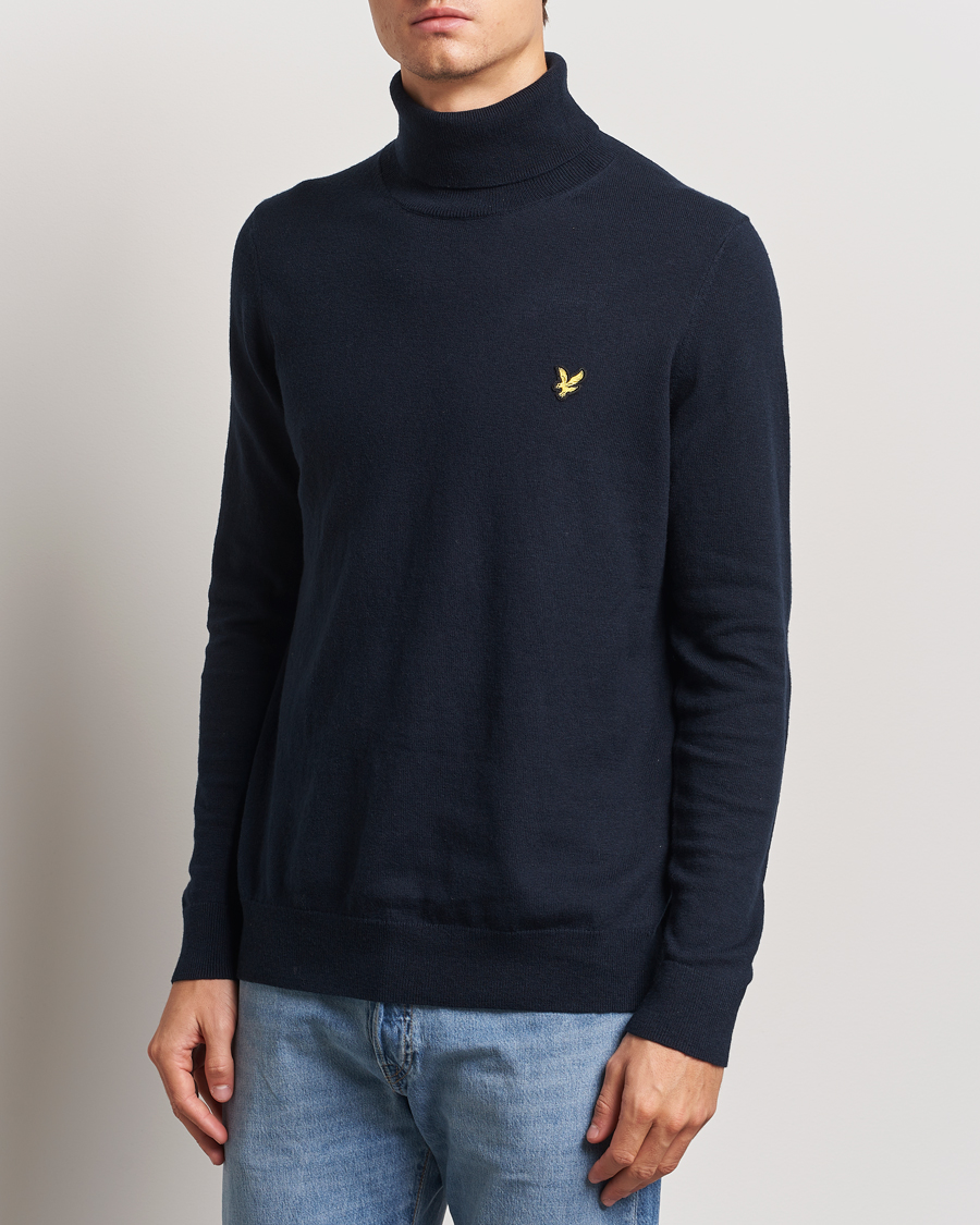 Mies | Puserot | Lyle & Scott | Cotton/Merino Turtleneck Dark Navy