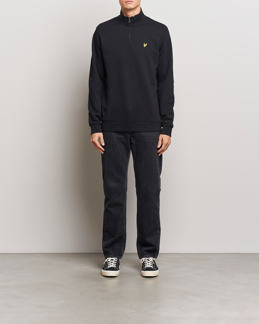 Mies | Puserot | Lyle & Scott | Loopback Half Zip Sweater Jet Black