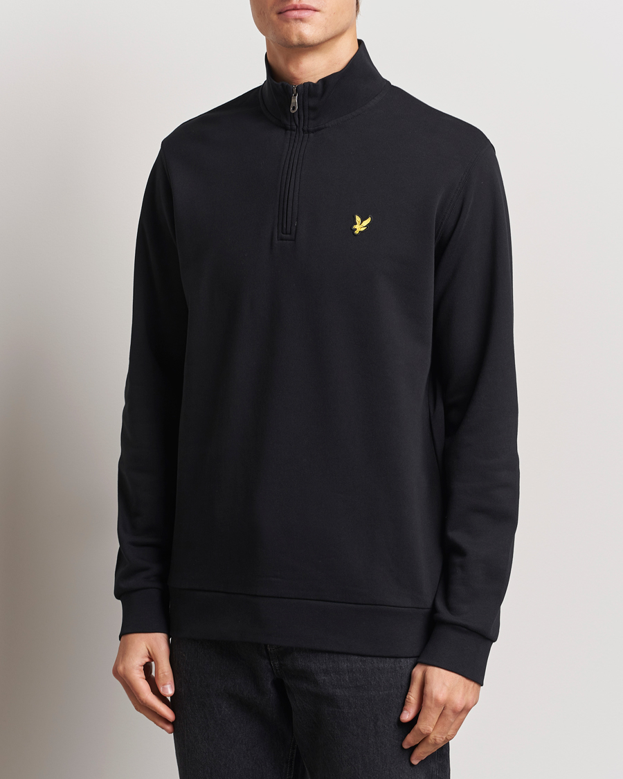 Mies | Puserot | Lyle & Scott | Loopback Half Zip Sweater Jet Black