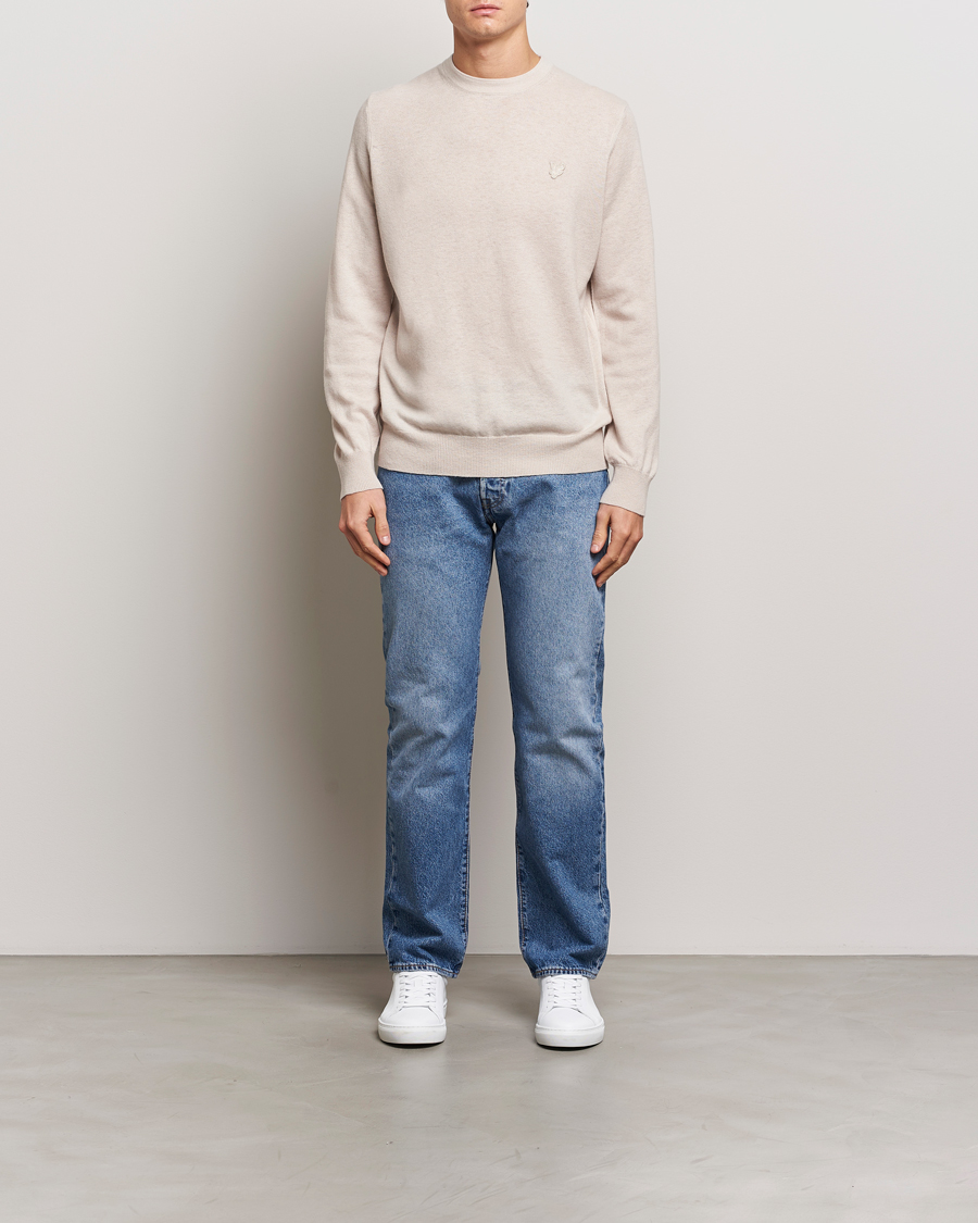 Mies | Puserot | Lyle & Scott | Tonal Eagle Lambswool Crew Neck Cove