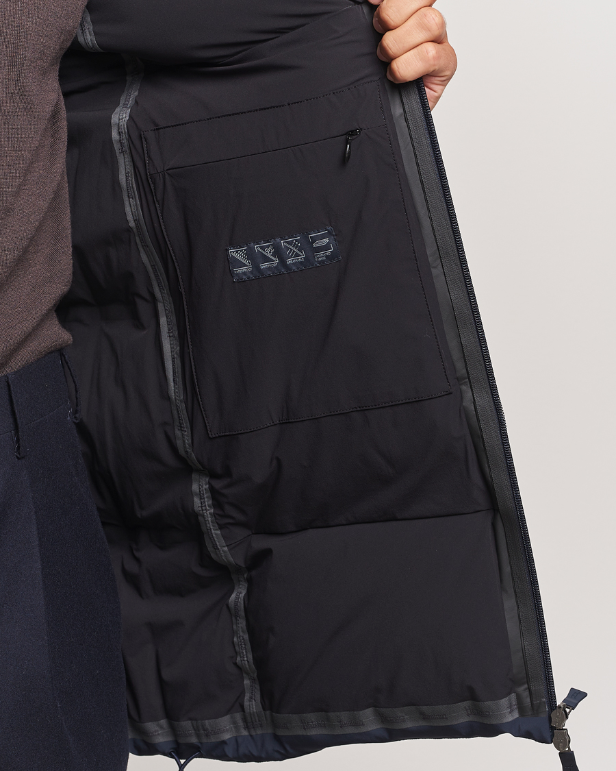 Mies | Takit | Herno | Laminar Stretch Down Parka Navy