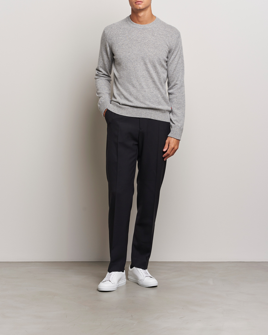 Mies | Puserot | Orlebar Brown | Levar Cashmere Crewneck Oyster Grey
