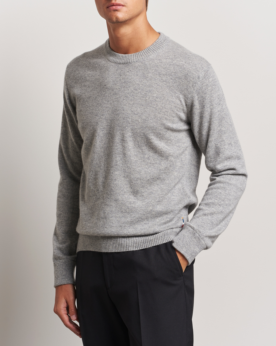 Mies | Puserot | Orlebar Brown | Levar Cashmere Crewneck Oyster Grey