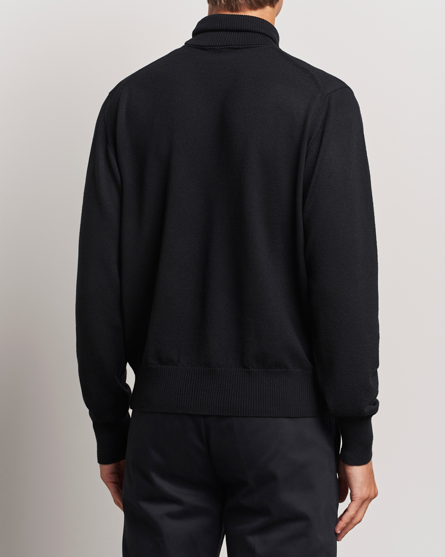 Mies | Puserot | AMI | Heart Logo Wool Turtleneck Black