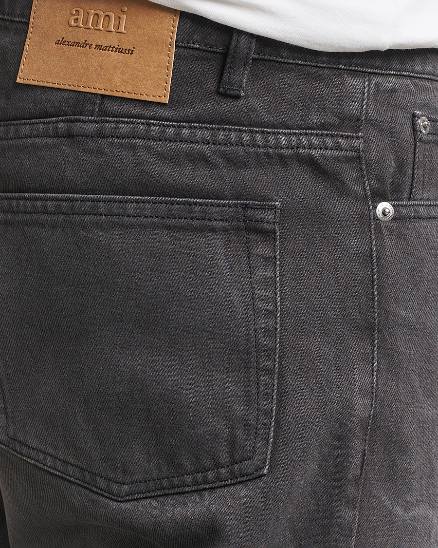 Mies | Farkut | AMI | Tapered Fit Jeans Washed Black