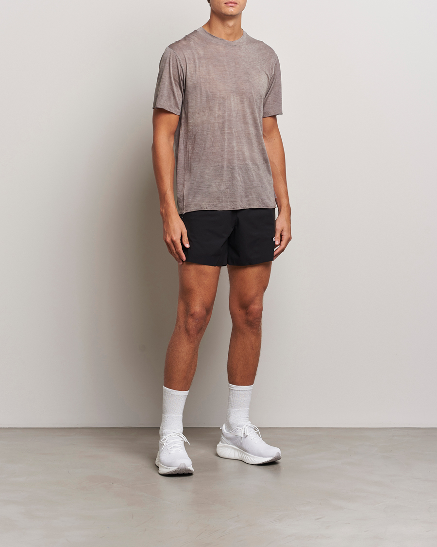 Mies | Shortsit | Satisfy | PeaceShell 5 Inch Shorts Black