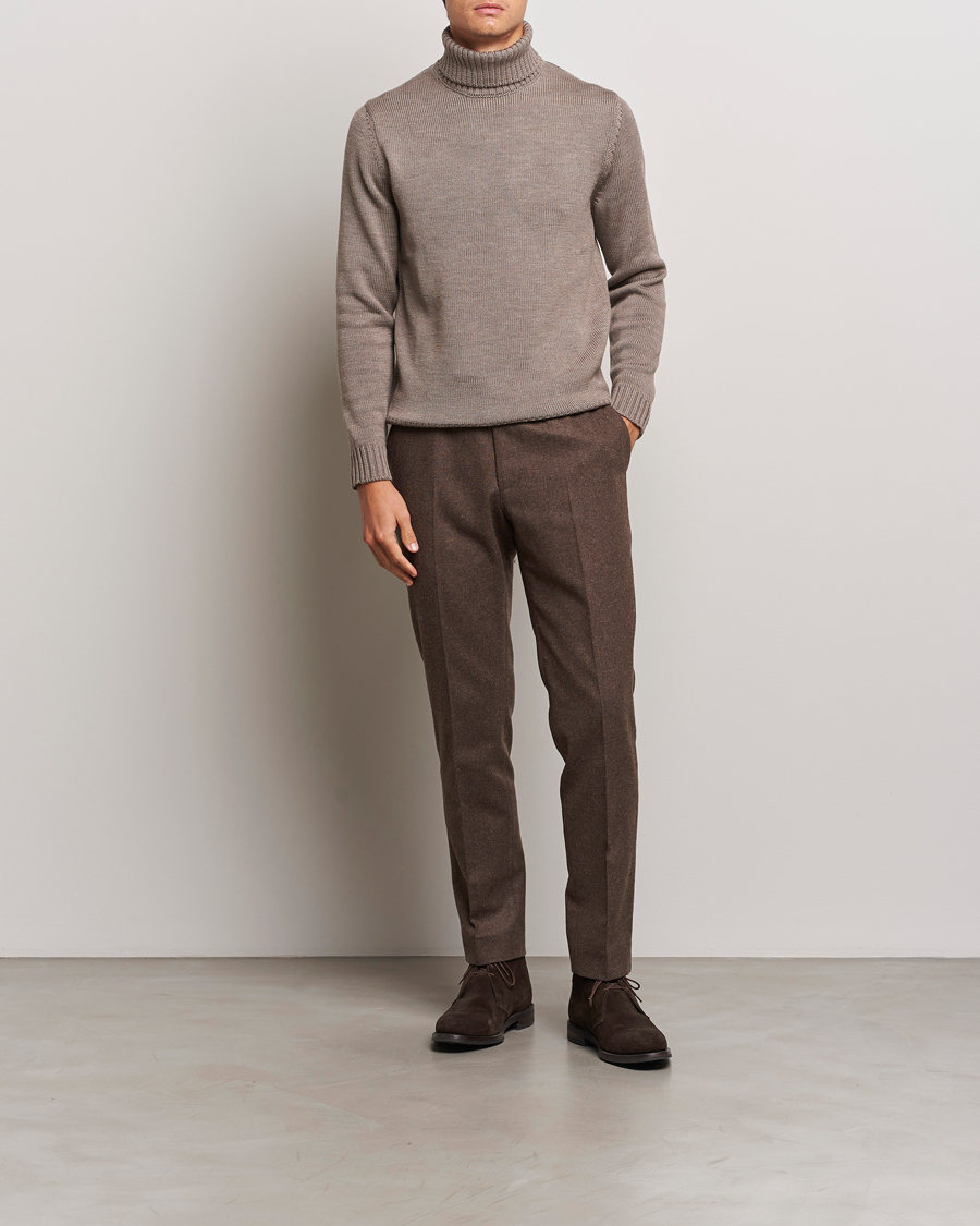 Mies | Puserot | Zanone | Virgin Merino Wool Rollneck Taupe