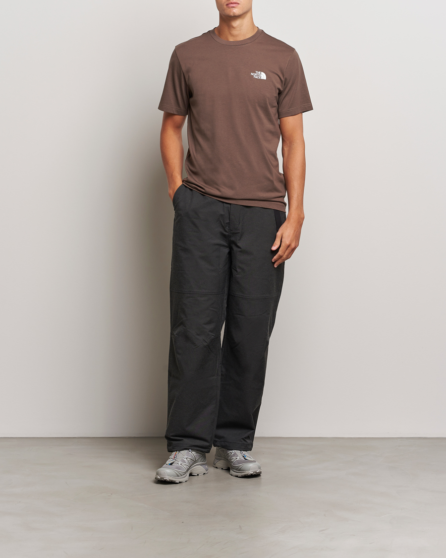 Mies | T-paidat | The North Face | Simple Dome Tee Dark Brown