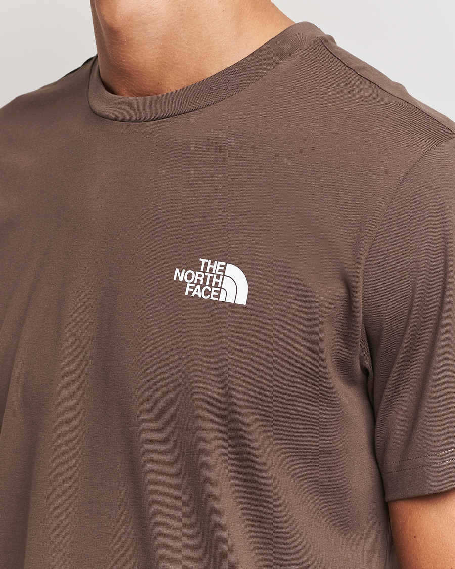 Mies | T-paidat | The North Face | Simple Dome Tee Dark Brown