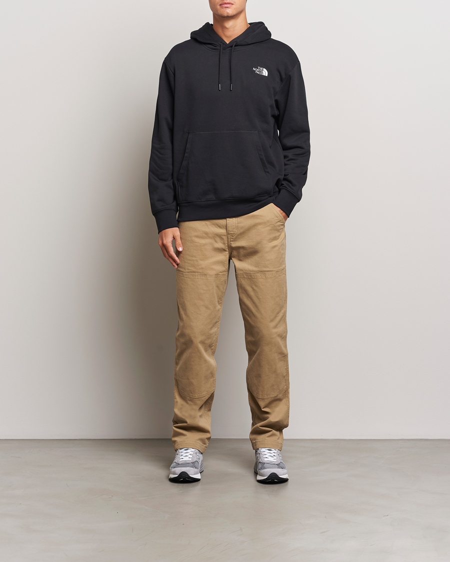 Mies | Puserot | The North Face | Essential Hoodie Black