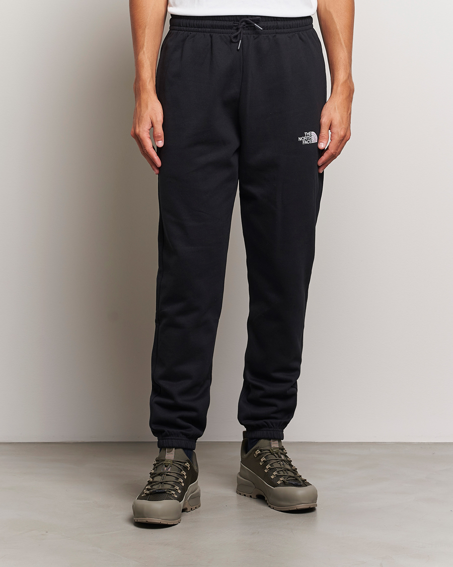 Mies | Housut | The North Face | Essential Jogger Black