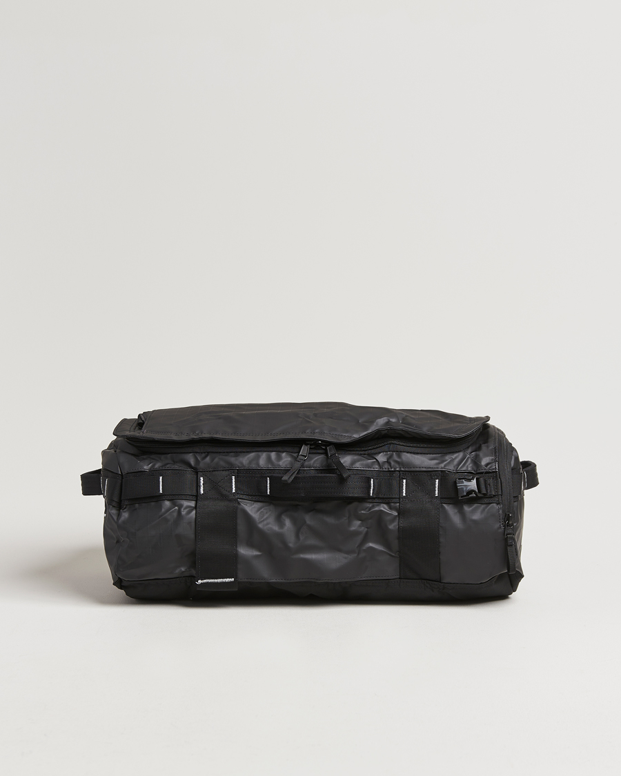 Mies | The North Face Base Camp Voyager Duffel 32L Black | The North Face | Base Camp Voyager Duffel 32L Black
