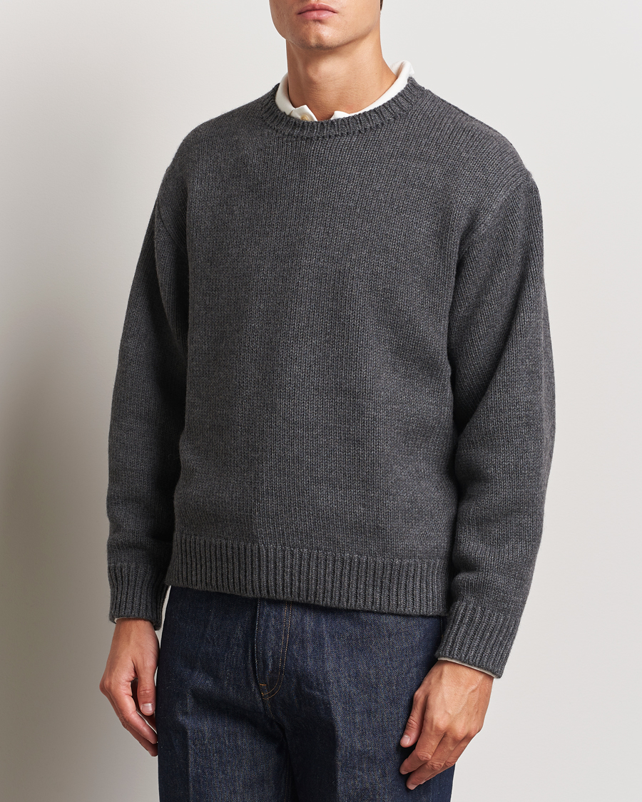 Mies | Puserot | Auralee | Soft Wool Cord Pullover Charcoal